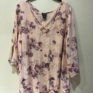 New Torrid Bell 3/4 sleeve criss-cross tip sz 2